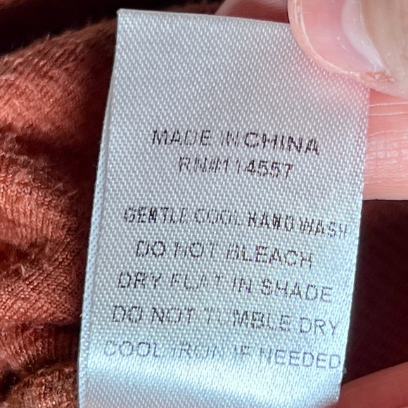 THML Velvet Blouse with Dramatic Ruffle Sleeves - Deep Rust Women’s  XS - Picture 10 of 11